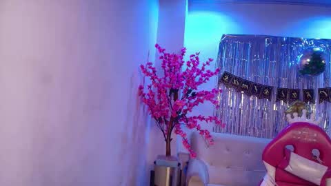 Katrina online show from December 17, 7:53 pm