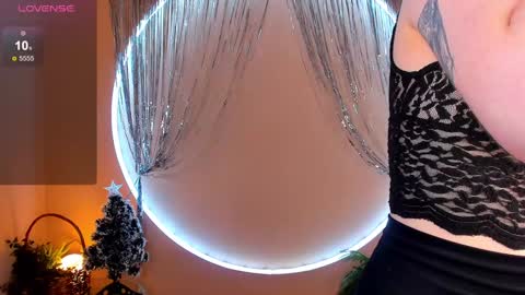 katrinfjord online show from December 23, 1:35 pm