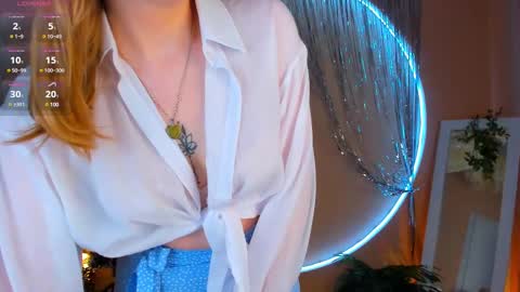 katrinfjord online show from December 21, 7:35 am