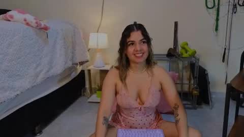 Katt  online show from May 5, 3:51 pm