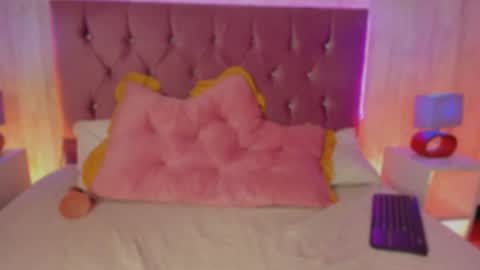 kattexxx online show from October 31, 5:52 am