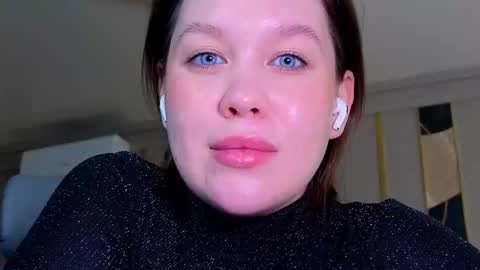 Goddess Katy            VACATION  online show from November 10, 1:19 am