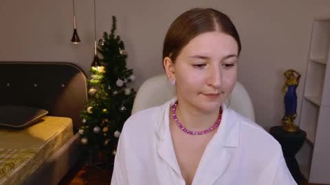 katty_bacchus_ online show from January 13, 4:51 pm