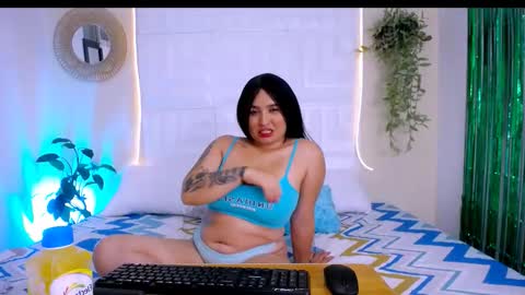 katty online show from March 19, 1:33 am