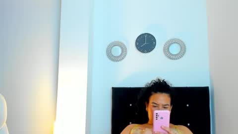 KATYAJHONSS online show from April 10, 1:00 am