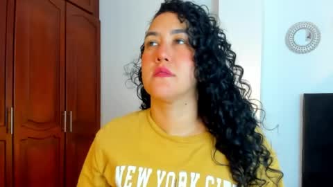 KATYAJHONSS online show from May 23, 11:12 pm