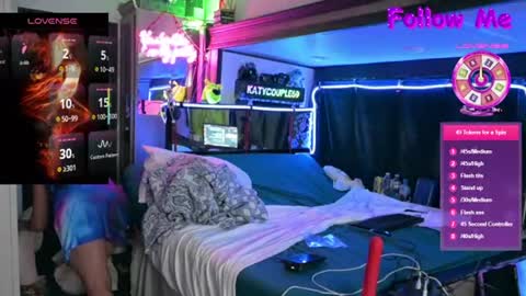 katycouple69 online show from July 3, 4:17 am