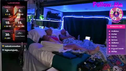 katycouple69 online show from June 27, 12:22 pm