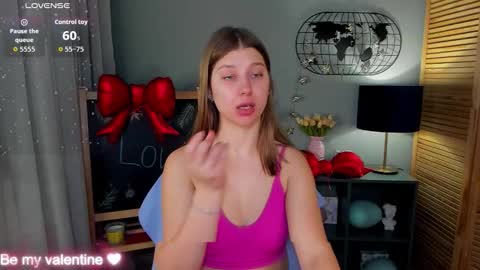 katymeaw online show from February 17, 1:37 am