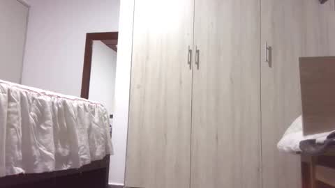 Snapshot of kawit1 chatting on October 15, 3:57 pm Khawit online show from October 15, 3:57 pm