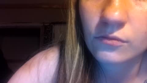 kay_kay97 online show from June 2, 5:53 am