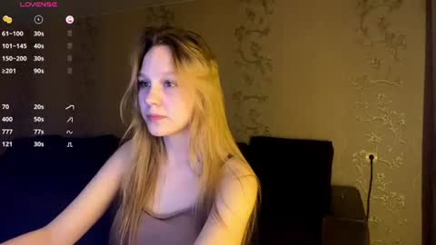 Amia online show from July 18, 7:49 pm
