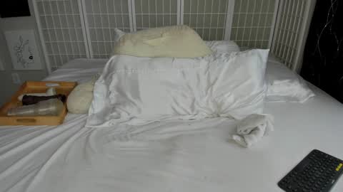 Snapshot of kaylacruise chatting on December 27, 2:54 pm Kayla Cruise online show from December 27, 2:54 pm