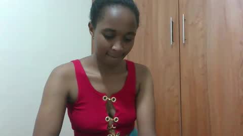 kaylar online show from April 11, 4:44 pm