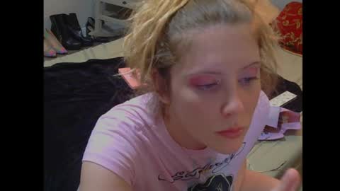 kaylee kakes online show from July 9, 9:30 pm