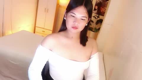 Y O U R        F U T U R E       K A Y L E E  online show from November 16, 4:20 pm