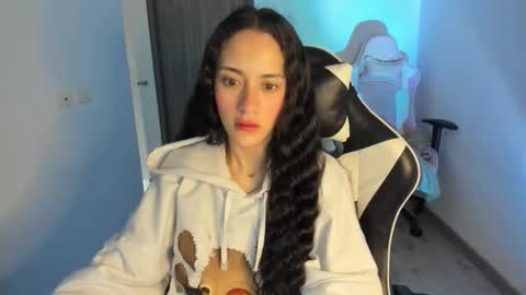 kaylie online show from January 13, 11:18 am