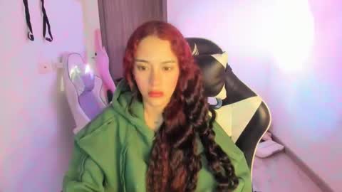 kaylie online show from March 25, 11:06 am