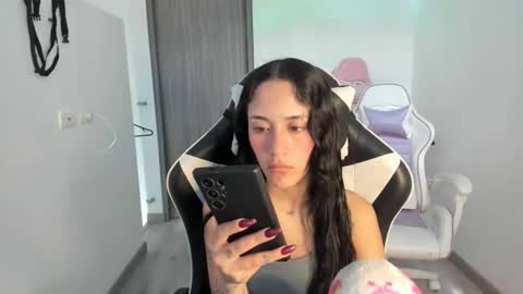 kaylie online show from November 5, 7:49 pm