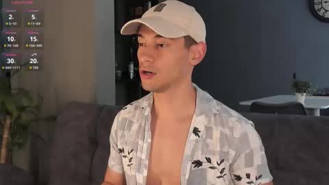 Kayn online show from November 3, 7:59 pm