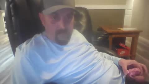 kchristi325 online show from February 5, 12:10 am