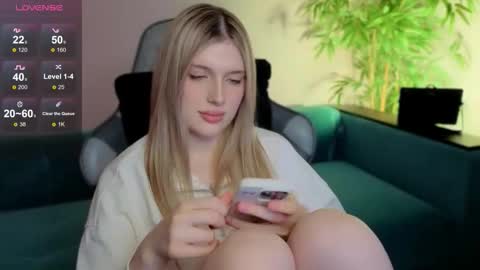 Seb Polly Roxy Jonny online show from November 1, 2:16 pm