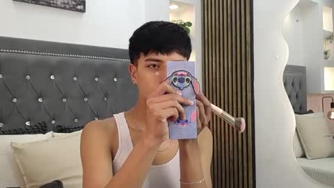 nico online show from April 8, 1:14 pm