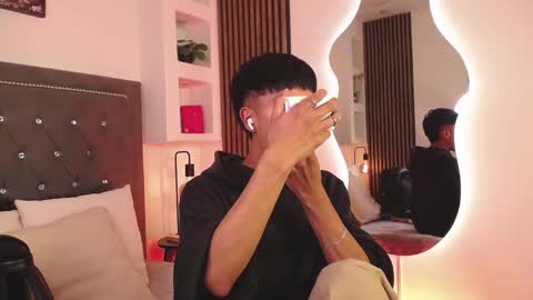 nico online show from March 18, 12:44 pm