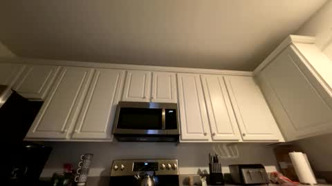 Keephimcum69me online show from April 12, 9:57 am