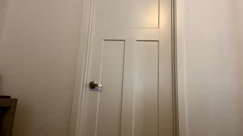 keepquietj online show from February 18, 11:52 pm