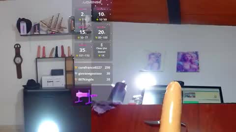 Snapshot of keily__funny chatting on October 8, 1:06 pm keily__funny online show from October 8, 1:06 pm