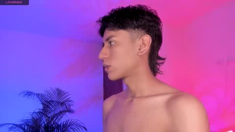 Alejandro Gonzalez online show from October 16, 7:52 am