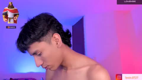 Alejandro Gonzalez online show from November 21, 5:05 am