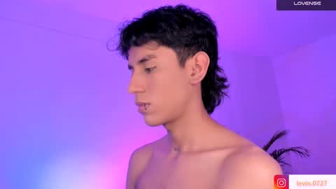 Alejandro Gonzalez online show from November 8, 8:39 am