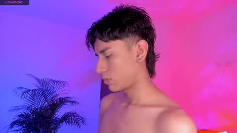 Alejandro Gonzalez online show from October 18, 11:36 am