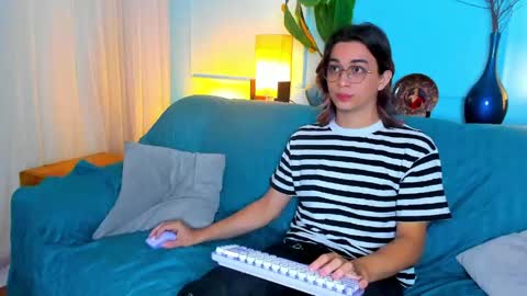 Keita moon online show from April 14, 12:41 pm