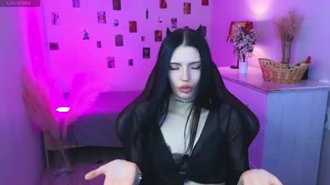 Kelly online show from June 20, 9:21 pm