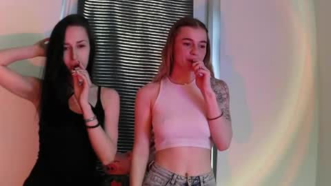 kelly_mur_ online show from April 13, 1:43 am