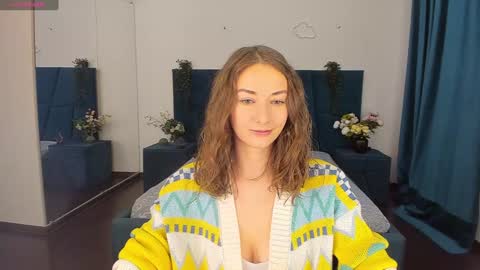 Snapshot of kelly_xo chatting on December 6, 10:33 am Kelly XO online show from December 6, 10:33 am