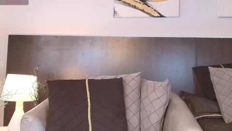 Kelly  online show from March 4, 7:44 pm