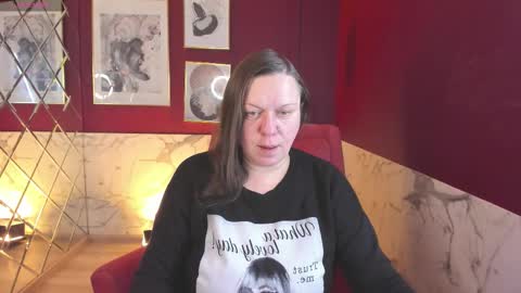 Kelly online show from February 19, 5:39 am