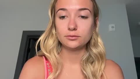 Kelsey Blu online show from June 30, 12:10 am