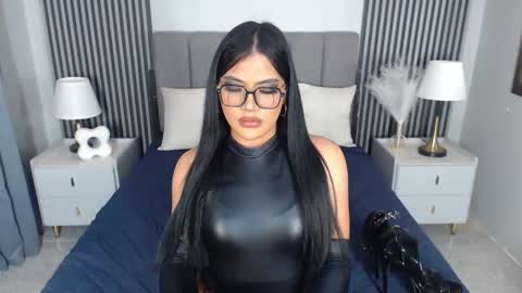 kelsie_silva online show from November 8, 10:24 pm