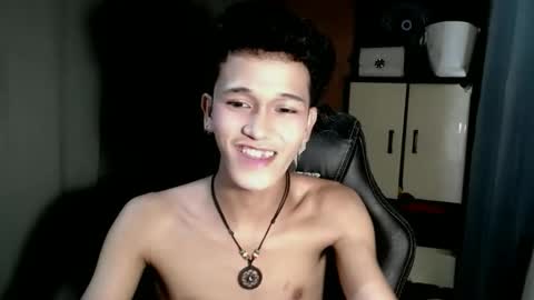 Ken online show from November 19, 3:33 pm