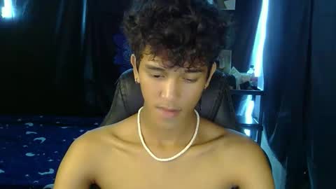 Ken online show from April 12, 4:22 pm