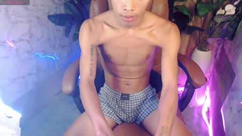 ken_minjun online show from April 18, 1:02 pm