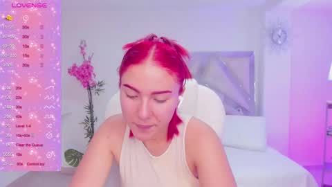 Kendall Jenner online show from February 11, 4:11 am