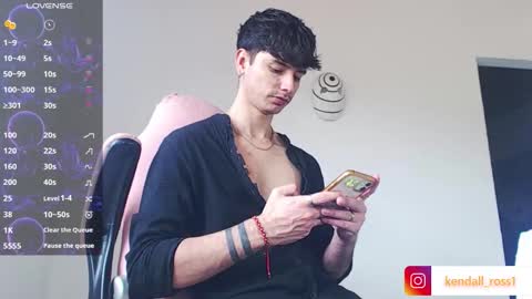 kendall ross online show from October 29, 4:09 pm