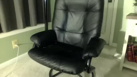 Steve online show from February 1, 9:50 am