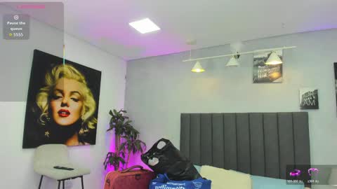 Kendra London online show from April 11, 11:14 am